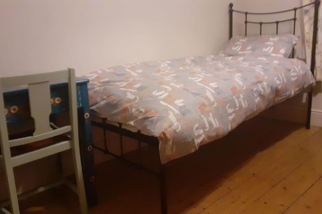 הייסטינגס Cute Cottage 5 Min Walk From Cafes Station And Sea מראה חיצוני תמונה